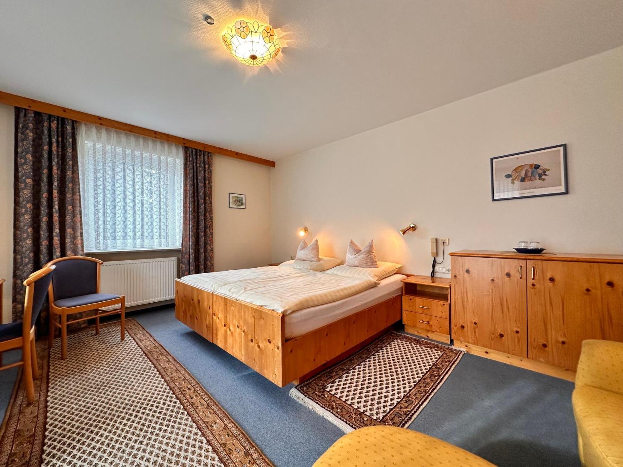 Pension Zum Loewen, Parkplatz, Fruehstueck, Wlan, Zentral バート・シュテーベン エクステリア 写真